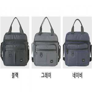 체계적으로 소지품 보관 실용적인 크로스백 조절 가능한 어깨끈 으로 편안한 착용감 무던한 색상