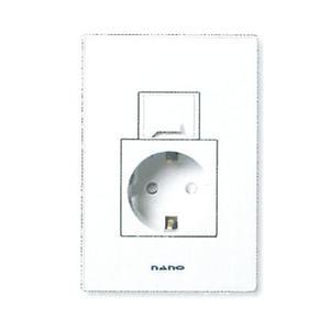 나노 1구 콘센트 USB 전원공급기 2구 아트2 화이트 충전 포트