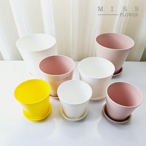 꽃집아가씨 파스텔 11호(화이트) 플라스틱화분(받침대포함) 화분지름11cm