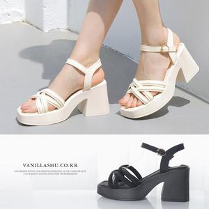 [바닐라슈]여성 퓨리스 더블크로스 탄력 통굽 웨지힐 샌들(8cm)