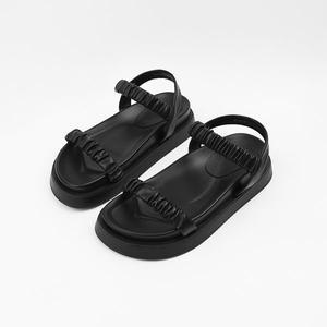 [신난다슈]여성 스트랩 샌들 3cm 여자 메리제인 슬링백 뮬 샌들 주름 셔링 발편한 통굽 BP256261 블랙