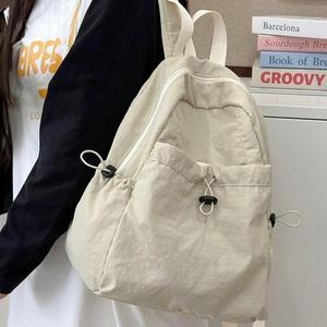 예쁜 아이보리 베이직 가벼운 백팩 대학생