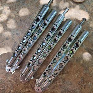 THEONE BM42 Balisong 트레이너 새 버전 미러 모델 440C 스틸 나비 훈련 칼 EDC 핸드 툴