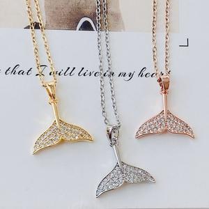 [써지컬스틸]  영롱 스톤 돌고래 꼬리목걸이 (3color)