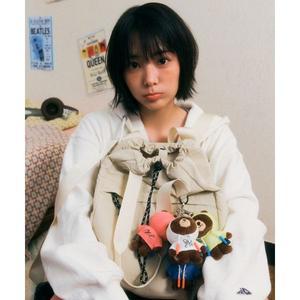후아유 WHO.A.U QWER X WAU Light 2-Way Tote Bag WHBGE4T95A 544984