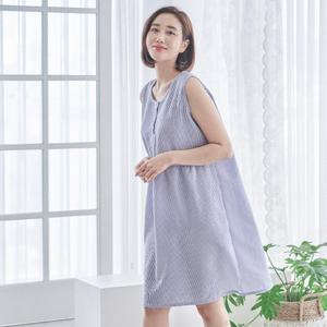 체크엠보 민소매 원피스
