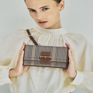 닥스 액세서리 24FW [하운드투스] 브라운 버클장식 가죽 미니크로스백 DCWA4F140W2