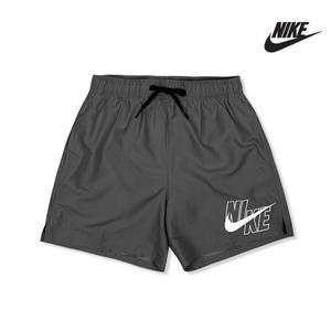 [나이키] NIKE 스윔 팬츠 에센셜 로고 보드숏 5인치 수영복 반바지 남자 비치웨어 NESSA566-018