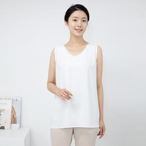엄마옷 브이넥 레이스 나시 블라우스 BL306060 중년여성의류/50대/60대/마담/빅