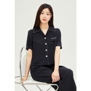 [JJ지고트](의정부점)스티치 자수 플랩 장식 블라우스 GP5M0BL921