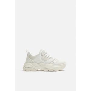 [국내] 자라 남성 ZARA 볼륨 솔 스니커즈 2304/520/001 Men 3308470 신발