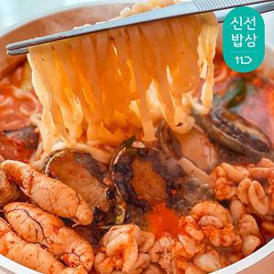 얼큰하고 시원한 국물이 끝내주는 전복 알탕 칼국수 밀키트
