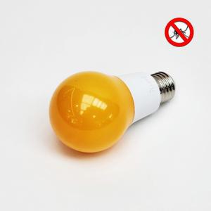 일루미 모기 퇴치 LED 8W 전구 / 축사 농가 해충 퇴치등 램프