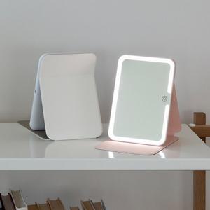 [웰트]윈세프 휴대용 LED 거울 탁상용 메이크업 조명 WM01