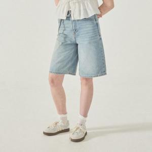 [롯데백화점]후아유 여성 Bermuda Denim Shorts WHTJF2442F