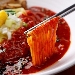 [개별포장] 매콤달콤 비빔쫄면 6인분세트 (쫄면 200g 6봉 + 비빔소스 6봉)
