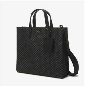 [닥스핸드백] LOUIS BRIDGE 블랙 로고패턴 토트백 DBBA3E604BK