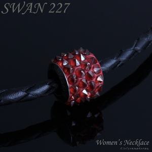 스와로브스키 목걸이 / 천연가죽줄 블랙 / SWAN 227 Necklace for her