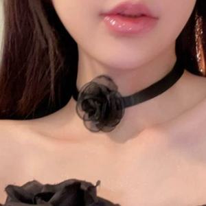 [오노마] ONM 장미 초커 코사지 레이스 로즈 목걸이