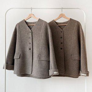 [샵앤SHOP][샵앤] FW 여성 노카라 핸드메이드 울 루즈핏 하프 코트 NYS-WJK-4019