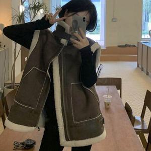 [라일리] Rly 무스탕 뽀글이 조끼 다양한 무드 스타일링  13529536)