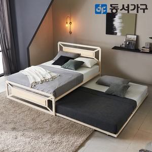 동서가구 유로밍 멀바우 편백나무 히든형 이층 가족침대 Q+SS  9존매트) DF640091