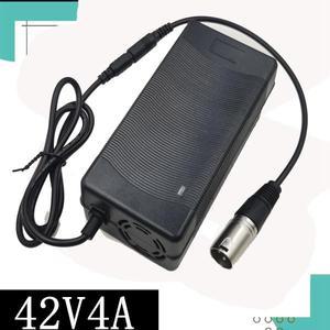3핀 XLR 소켓 및 커넥터가 있는 36V 리튬 배터리 팩 충전기, 42V 4A