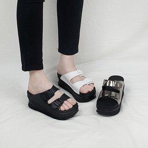 [디아]망다 국산 버클장식 두줄 스트랩 통굽 키높이 슬리퍼 7cm
