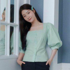 [온앤온](대전신세계) 스퀘어넥 볼륨 블라우스 NEW4MB503