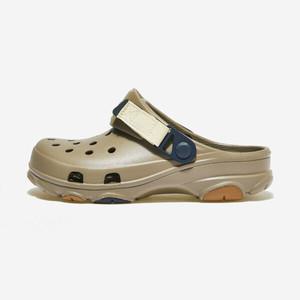 [그랜드스테이지] 크록스 클래식 올 터레인 클로그 CRS206340 KHAKI/MULTI