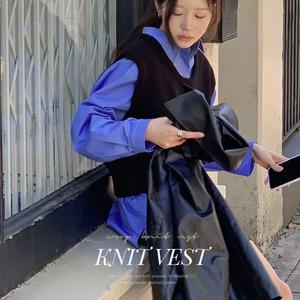셀밋 라운드 크롭 니트베스트