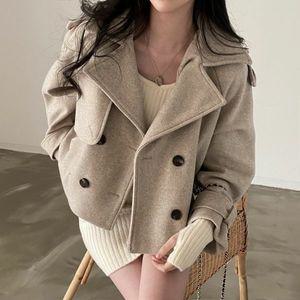 [하프클럽/찜]테일러카라 더블단추 루즈핏 모직 숏 봄자켓