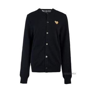 [롯데백화점]꼼데가르송 [라벨루쏘] FW24 공용 하트 와펜 가디건 AX N049 051 1 BLACK