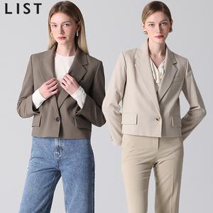 [리스트(LIST)] 미니멀 솔리드 원버튼 크롭 재킷 (택가격: 278000원)