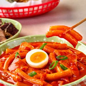 [대한떡볶이] 무가 들어간 국가대표 대한떡볶이 4팩 세트 (보통맛/매운맛)