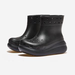 [ABC마트] 크록스 클래식 크러쉬 부츠 (CRS207946/0097467)