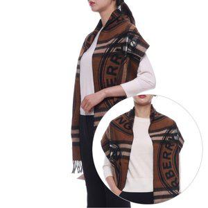 [부산점][버버리][버버리] 24SS 여성 몽타주 프린트 캐시미어 머플러 (8061146 DARK BIRCH BROWN W 24S)
