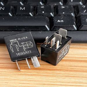 G8HE 1C7T R1 DC12 자동차 릴레이 지프 애국자 나침반 랭글러 그랜드 체로키