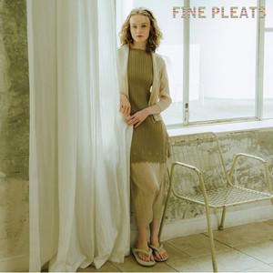 [FINE PLEATS] 피네 플리츠 보트넥 반팔 펀칭 튜닉 카키 베이지