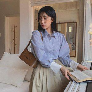 [신세계라이브쇼핑][옷자락] 여자 심플 소매 배색 스트라이프 핀턱 숄더 면 남방