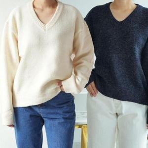 [오노마] ONM 여성 브이넥 윈터 오버 루즈 따뜻 핏 반짝이 펄 니트