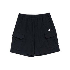 [데상트] 남녀공용 경량 카고포켓 우븐반바지 SP223THP41BLK