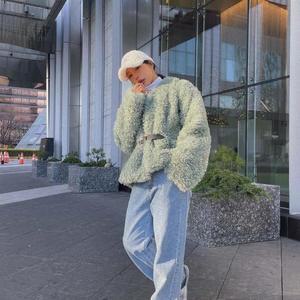 [VY] 여성 크리스마스 덤블 페이크퍼 스트랩 자켓