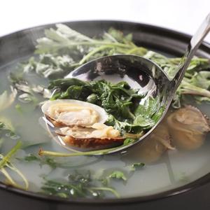 [어부장터] 손질 바지락쑥국세트 (깐 바지락살 250g+쑥 50g)