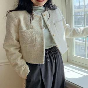 [오노마] ONM 여성 봄 가을 라운드넥 하트버튼 트위드자켓 숏자켓