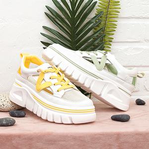 슈즈앤클럽 (천연소가죽) 6cm키높이 푹신한 여름 메시 망사 밴딩스니커즈