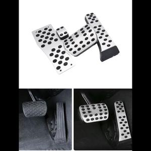 호환 4Pcs 스로틀 브레이크 연료 페달 커버 세트 메르세데스 벤츠 C 클래스 - E GLC GLS GLA SLK