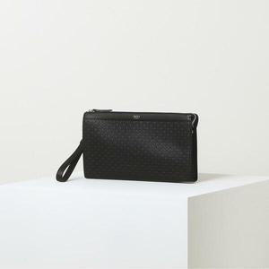 [닥스핸드백] [REGENT] 블랙 음각패턴 소가죽 미디움 클러치백 DBBA2F481BK