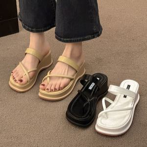 더구두 엄지 쪼리 스트랩 통굽 플랫폼 샌들 슬리퍼(6cm)-6217