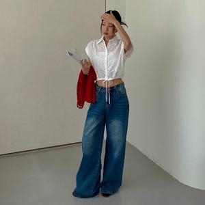 네쥬 여성 여름 크롭 펀칭 레이스 카라 예쁜 민소매 블라우스